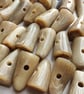 38mm (1 & 12") Real Horn Beige Toggle 1st quality - Image 1