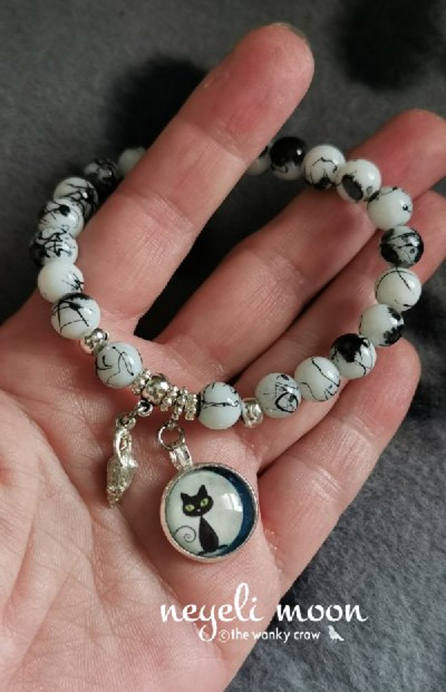Cat bead bracelet on sale