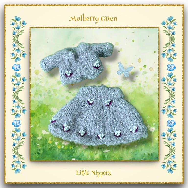 Little Nippers Bluebells and Snowdrops Outfit