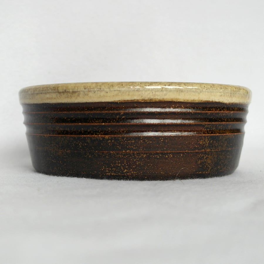 19-29 Flat bottomed bowl 15.5cm 