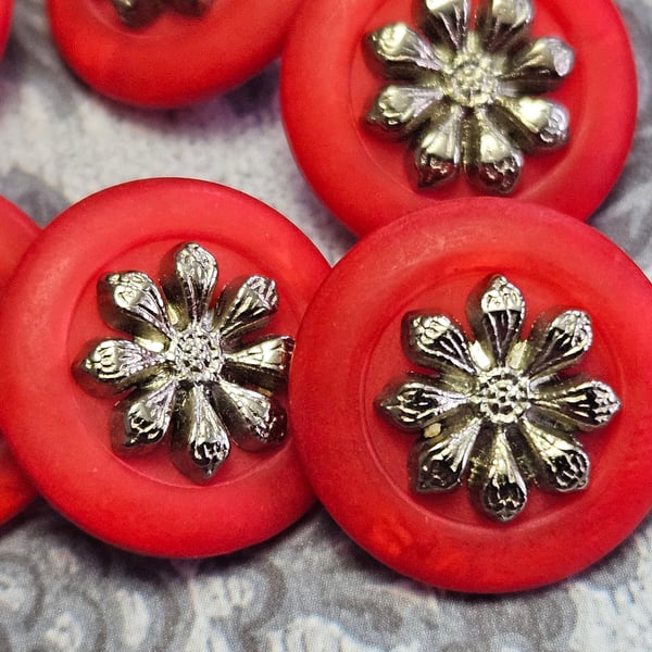 18mm 28L Red and Antique Silver buttons LAST 24