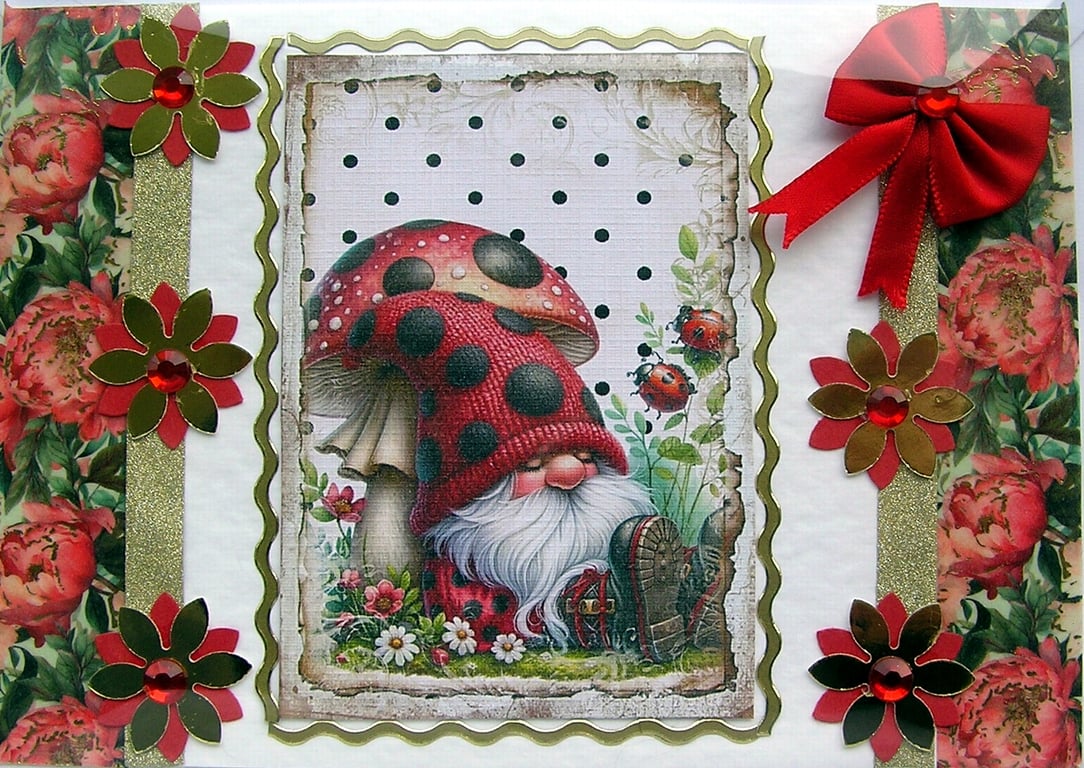 Ladybird Sleeping Gnome - Hand Crafted Decoupage Greeting Card - Blank - 2702