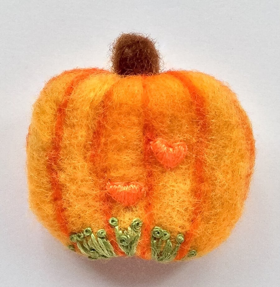Pumpkin Brooch.