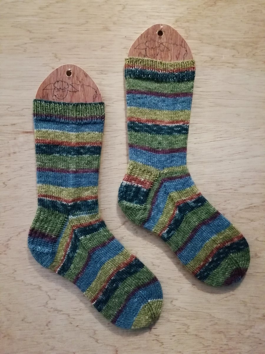 Hand knitted socks, MEDIUM, size 5-7