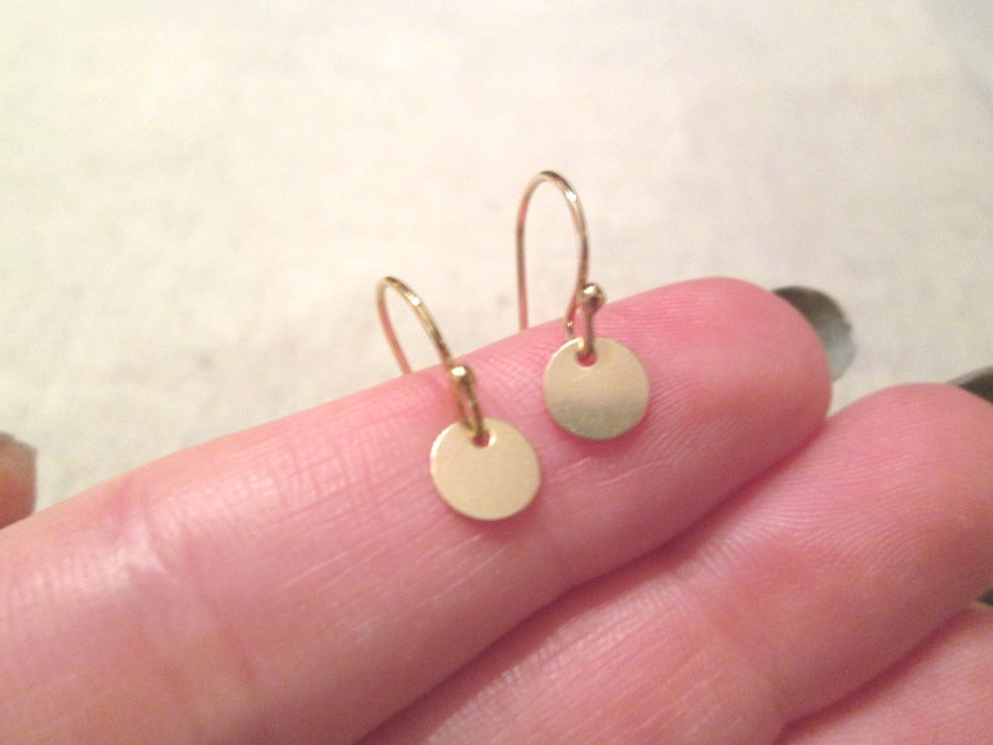 Diddy Dot - 14k Gold Fill, Everyday Simple Dangle Earrings
