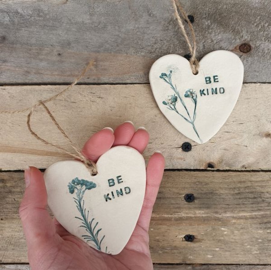 Be Kind Ceramic Heart Plaque