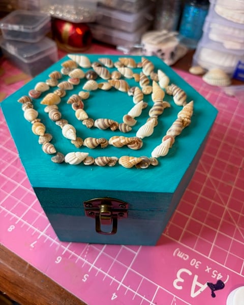 Beach-themed handmade jewellery box