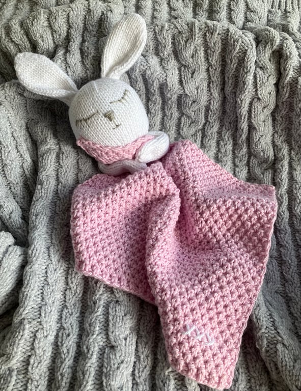 Hand Knitted ‘Snuggle Bunny’ Comforter