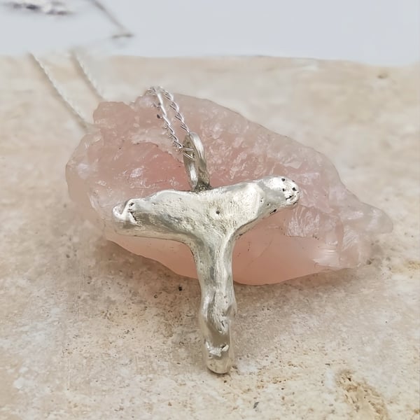 Molten Style 'T' Pendant in Sterling Silver