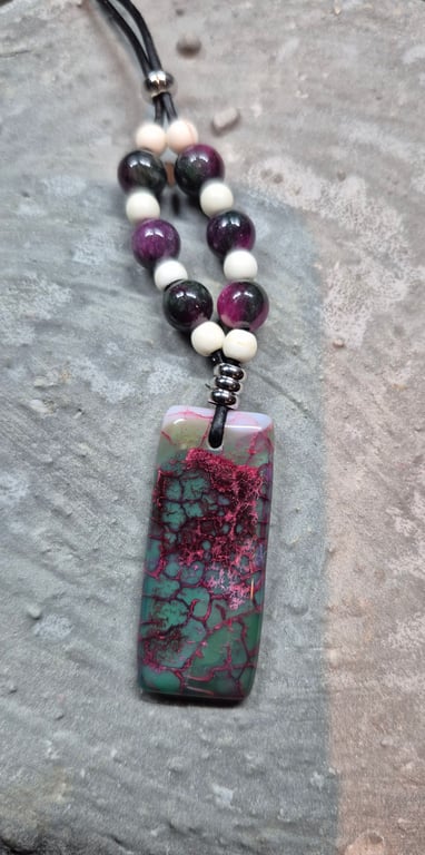 Red Green Dragon Veins Agate Oblong Pendant