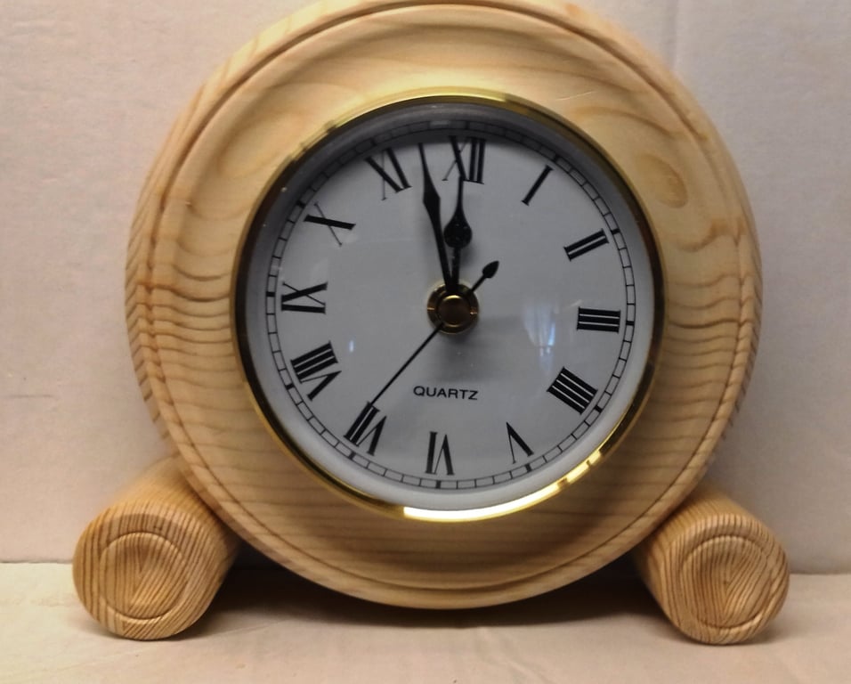 Mantle Clock