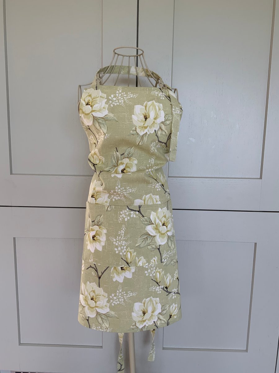 Apron, Full Apron with Centre Pocket, Apron, Floral, adjustable neck strap