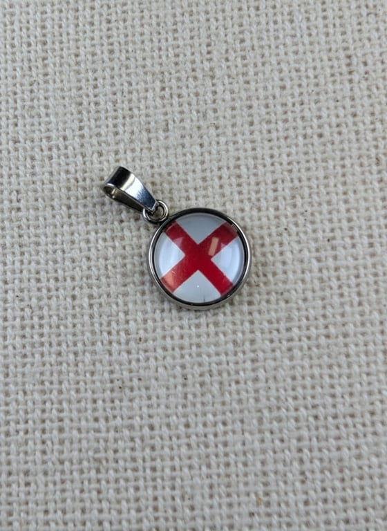 England Flag Pendant - Small Glass Finished Charm - English Flag