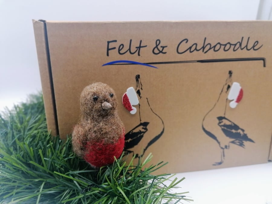 Needle felted Robin make it kits