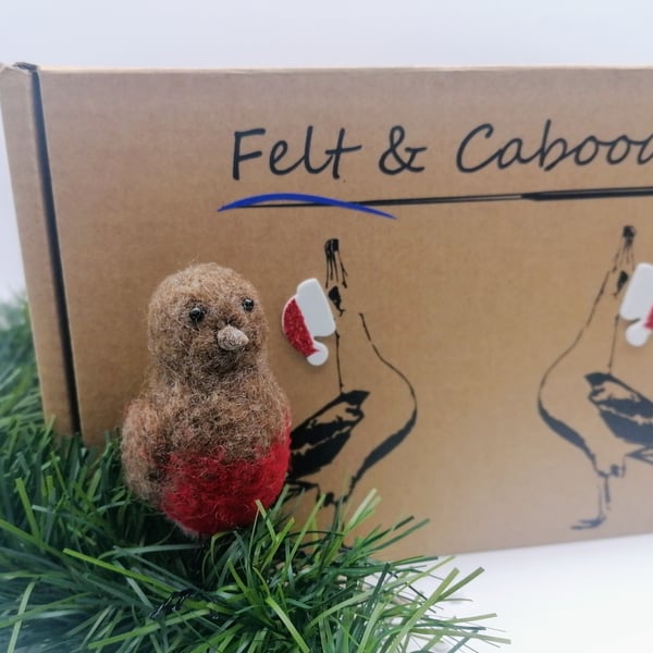 Needle felted Robin make it kits