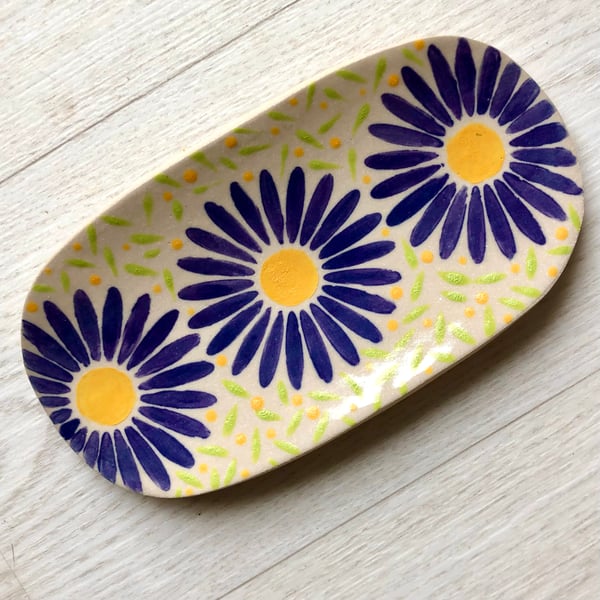 PURPLE DAISY STONEWARE CERAMIC DISH