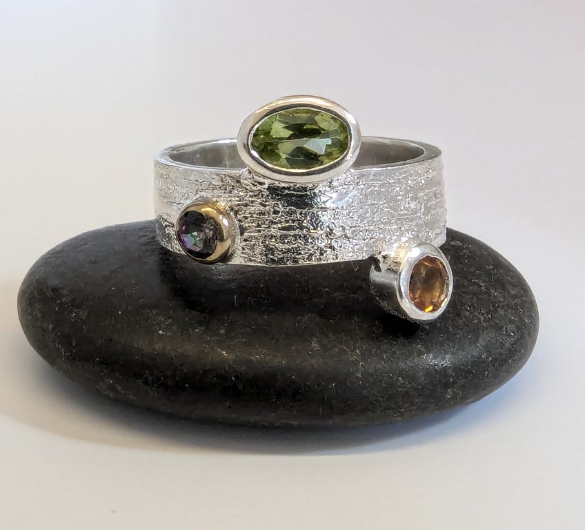HANDMADE GOLD & SILVER Gemstone Ring, Handmade Urban Jewellery Design