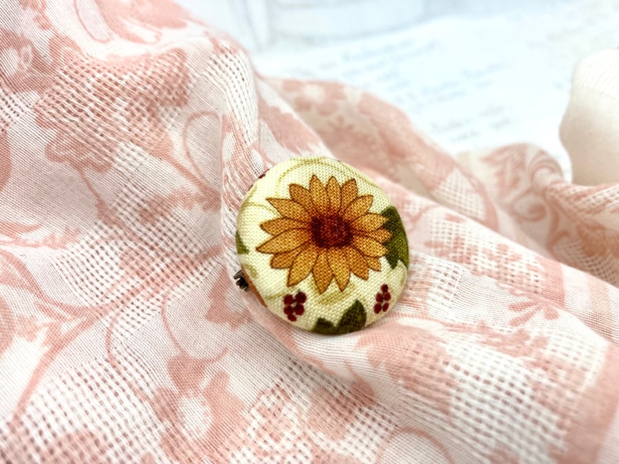 Sunflower harvest fabric button brooch