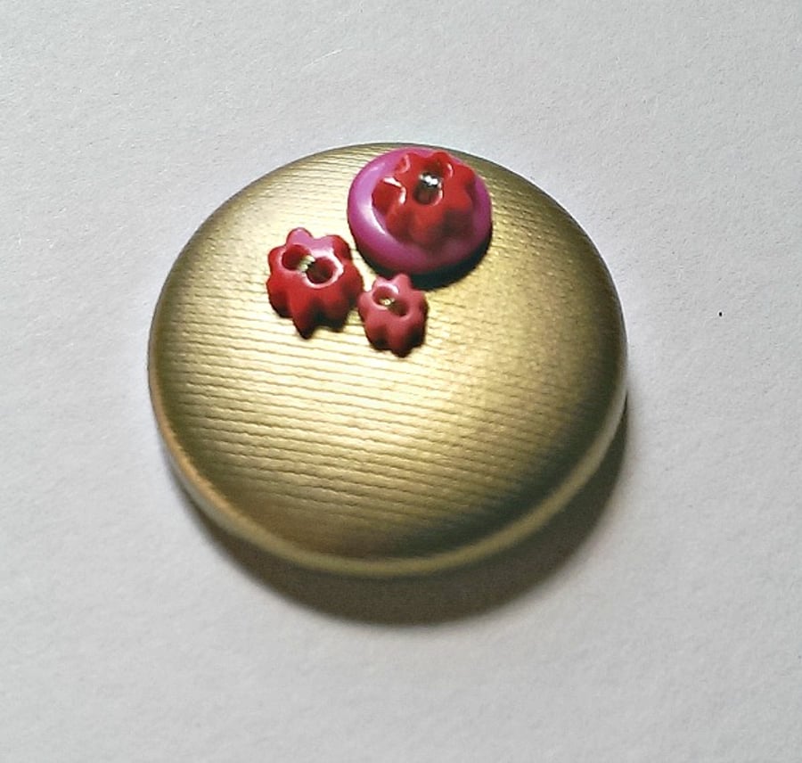 Gold & Pinks Button PVC Brooch
