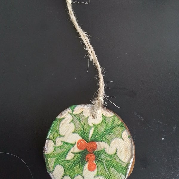 Mini woodslice christmas decoration 