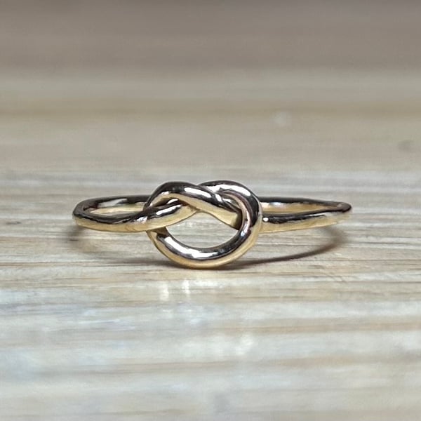 Handmade Hand Tied Solid 9ct Gold Knot Ring UK Ring Size ‘T’
