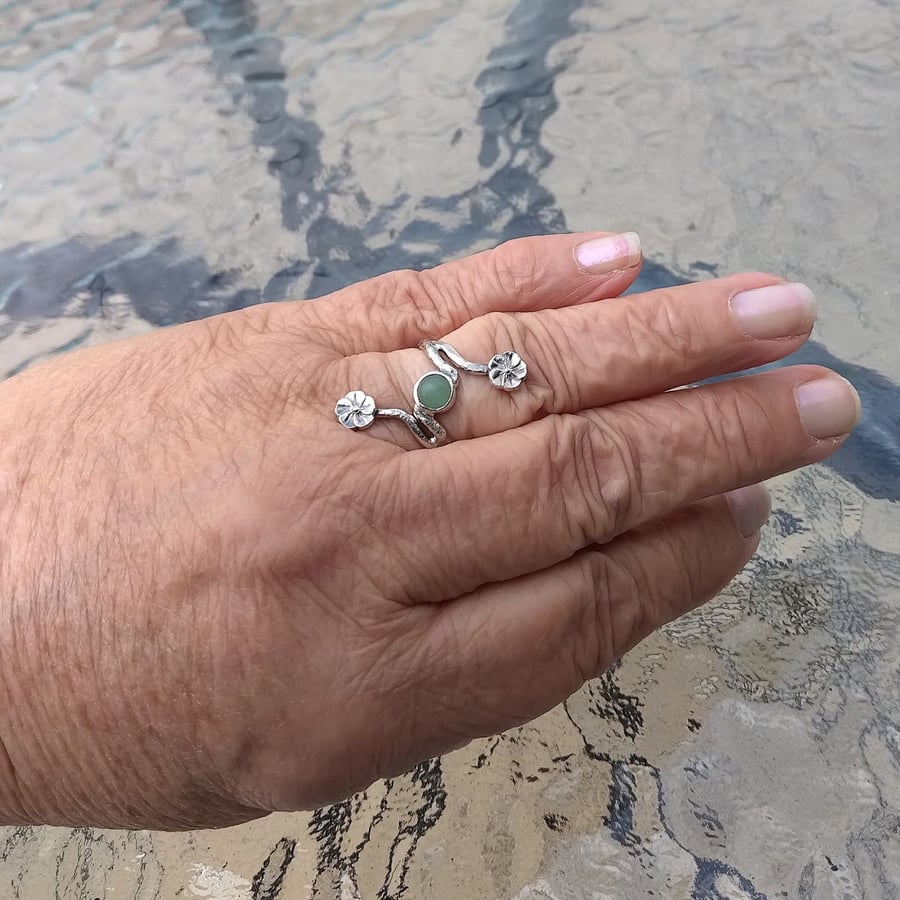 Rustic floral boho ring aventurine green