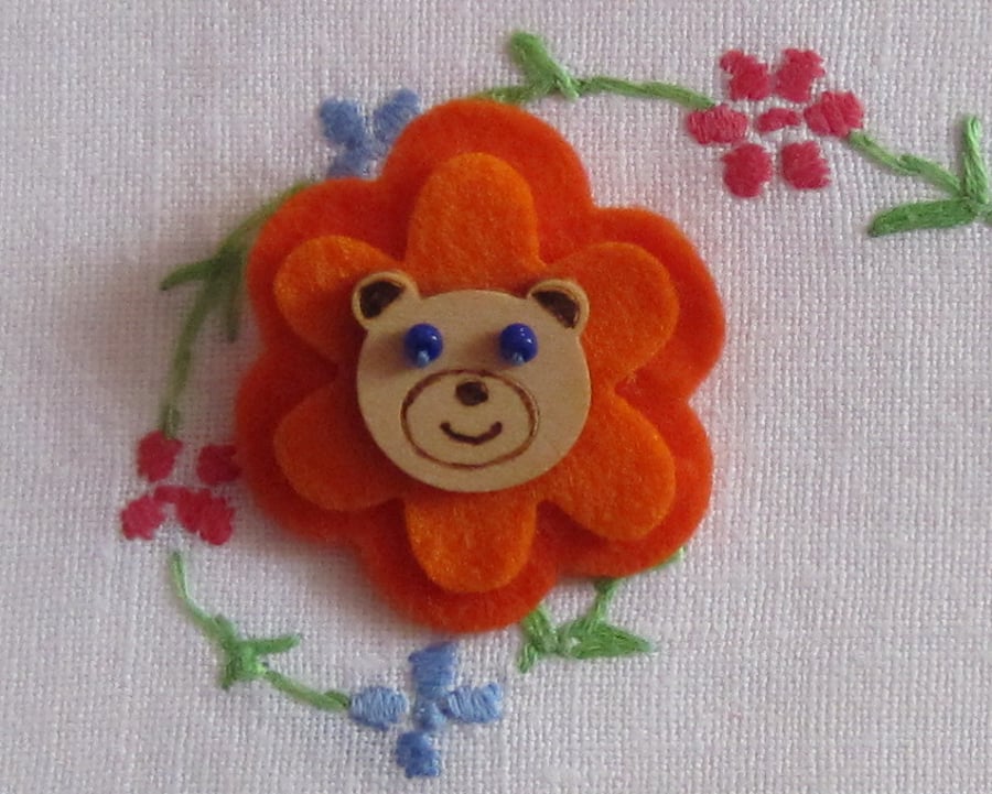 SALE Felt Flower Bear Button Brooch