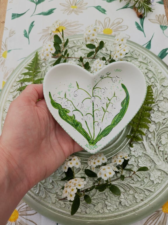 Lily of the valley heart ring jewellery dish