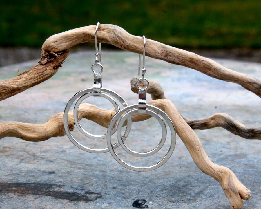 Sterling silver double circle earrings
