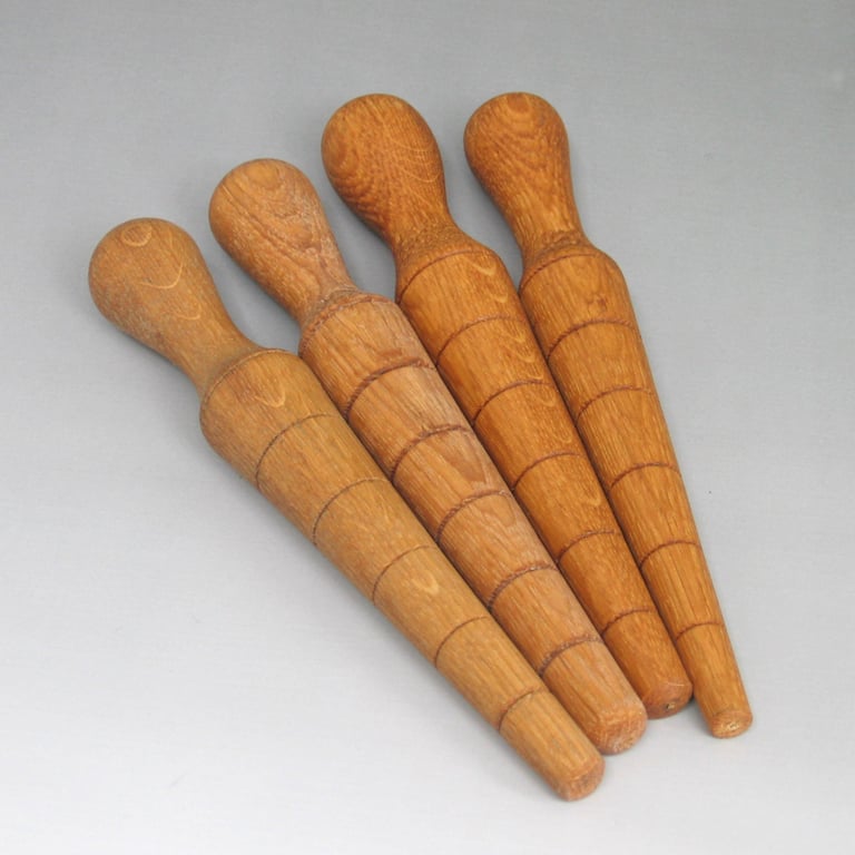 Rustic oak garden dibber