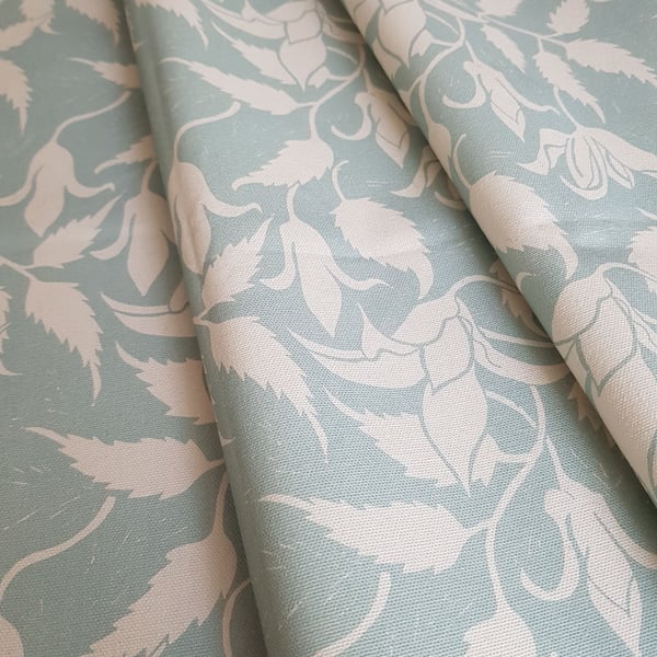 'Alpina' fabric soft green