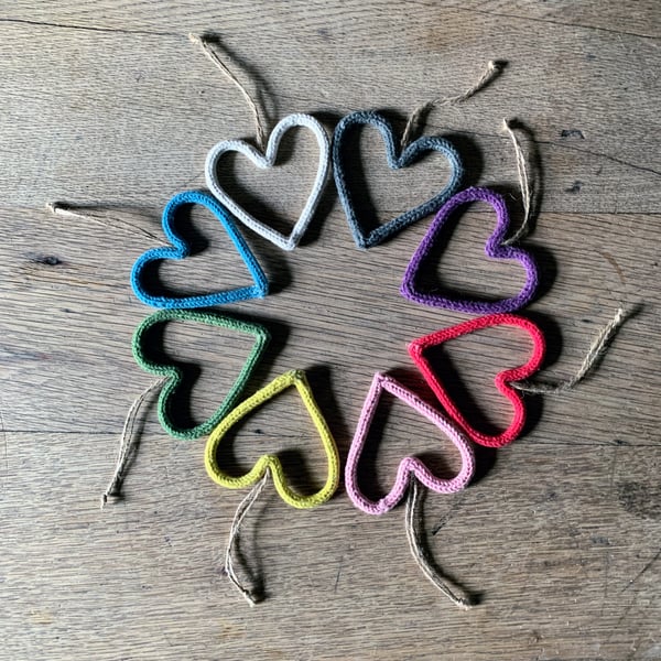 Simple Heart - plastic free hanging decoration