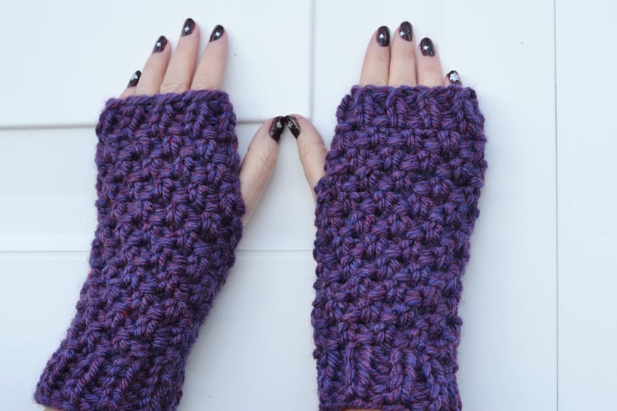 Gloves Knitted Super  Chunky Fingerless   in Heather Shade 