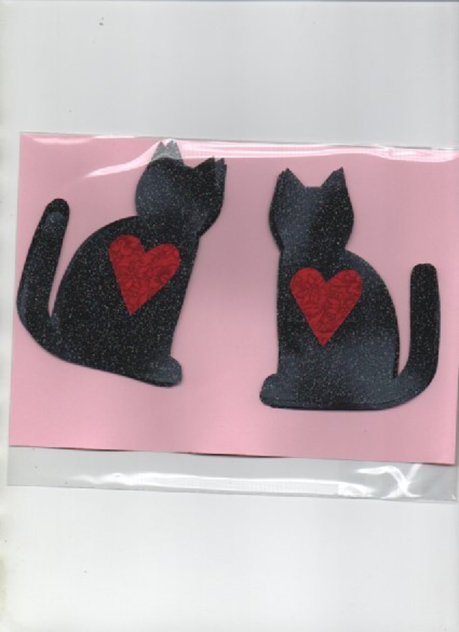 ChrissieCraft 10 die-cut black glittery cats with red hearts for APPLIQUE