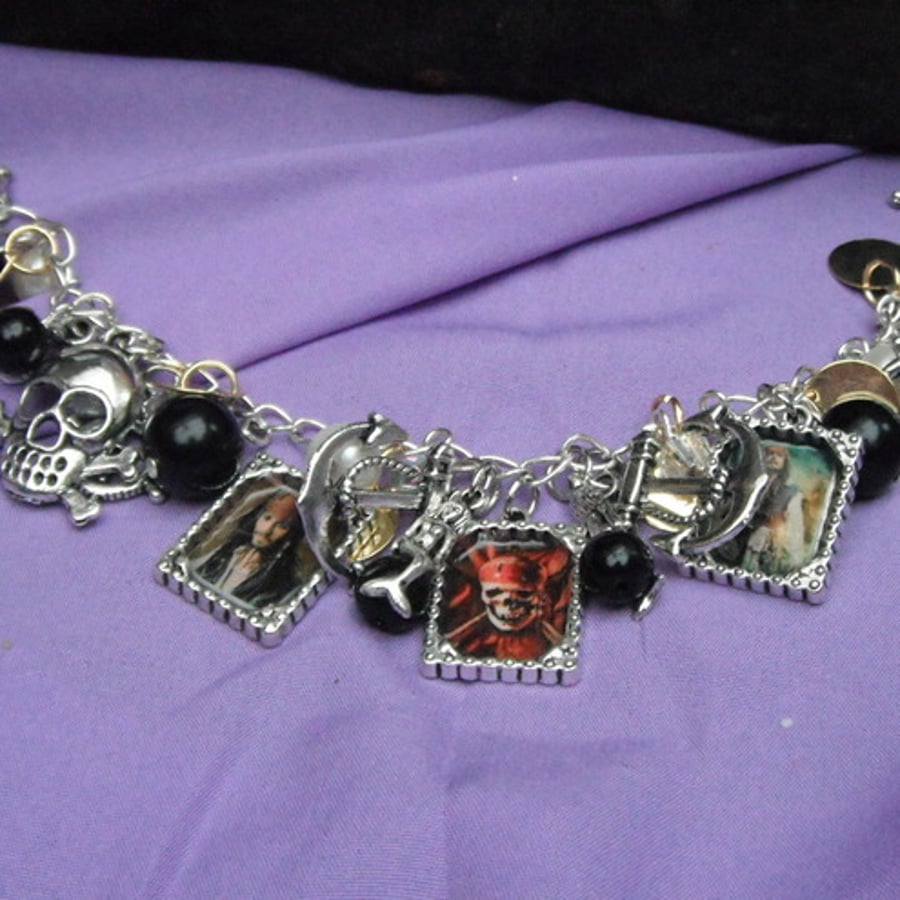 'Pirates of the Caribbean - Captain Jack' Fan Inspired Charm Bracelet