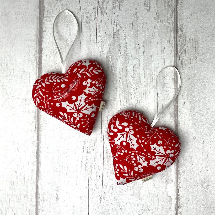 Christmas Hanging Heart - Red Holly