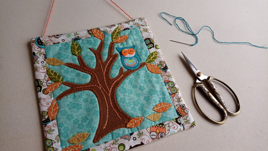 Sewing craft kit - hand appliqued owl picture