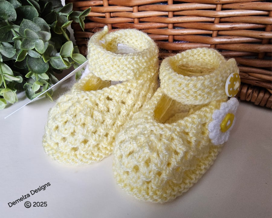 Baby Girl's  Lacey Lemon Flower Hand Knitted Shoes  3-6 months size