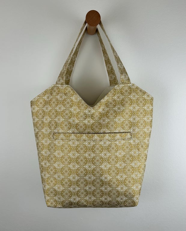Handmade Cotton Tote Bag: Vintage Floral Print, Welt Pocket