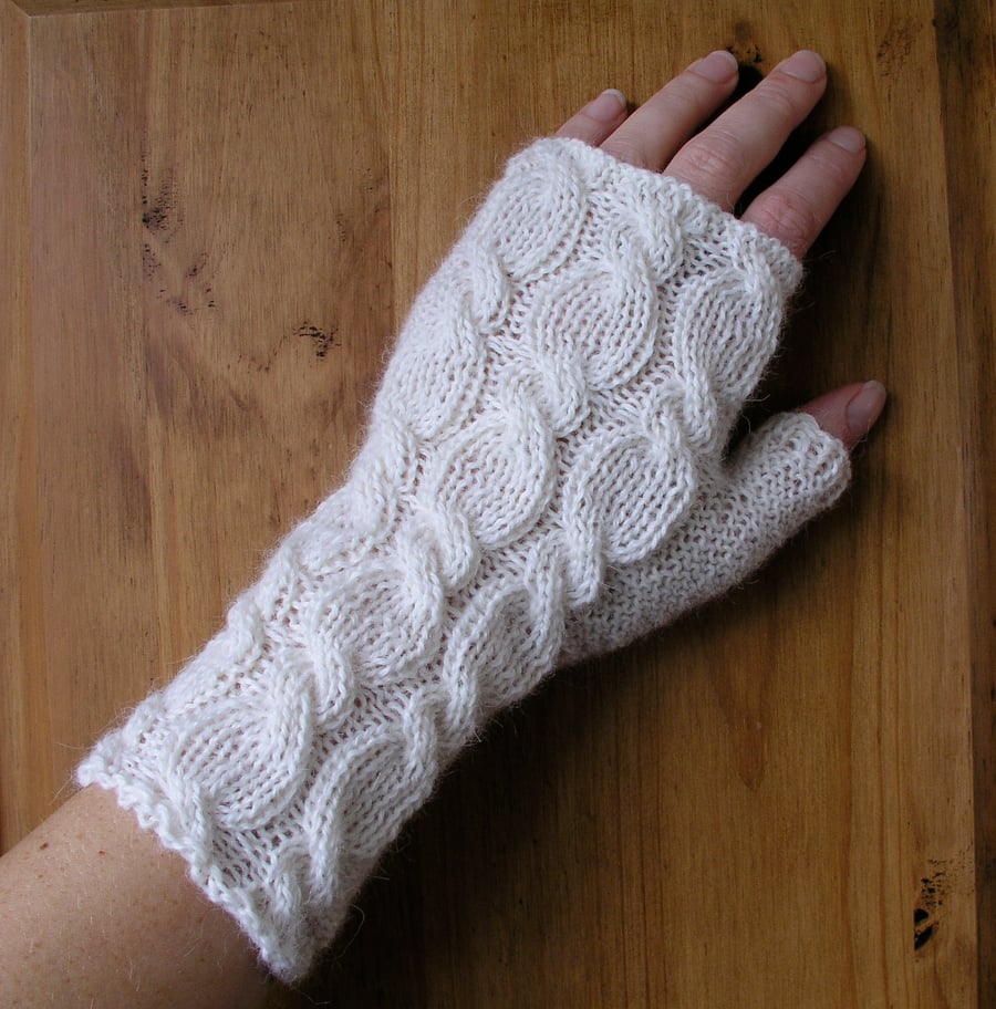 Alpaca Wrist Warmers Fingerless Gloves Off-White