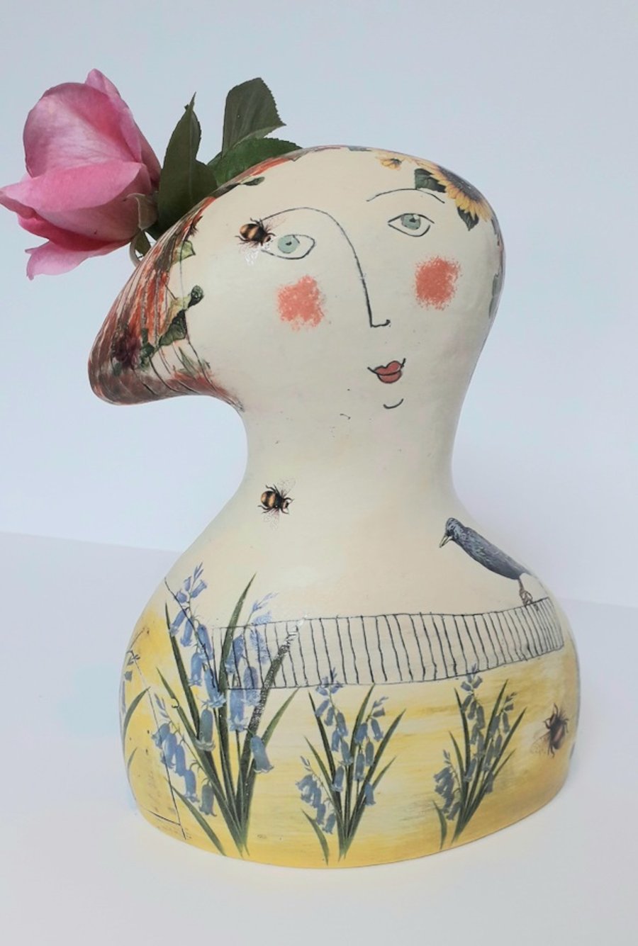 Figurative ceramic vase 