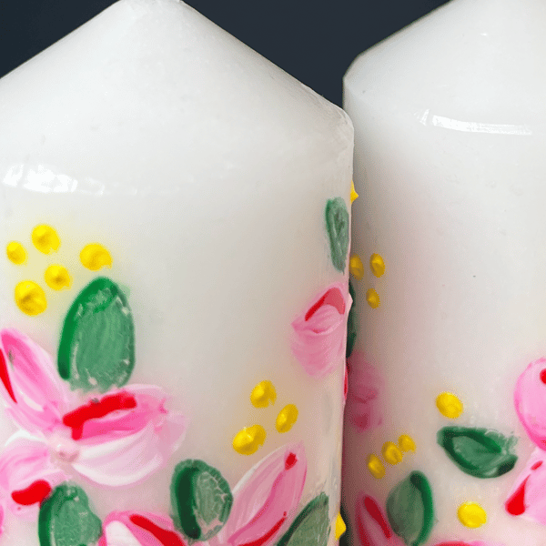 10 cm white pillar candle