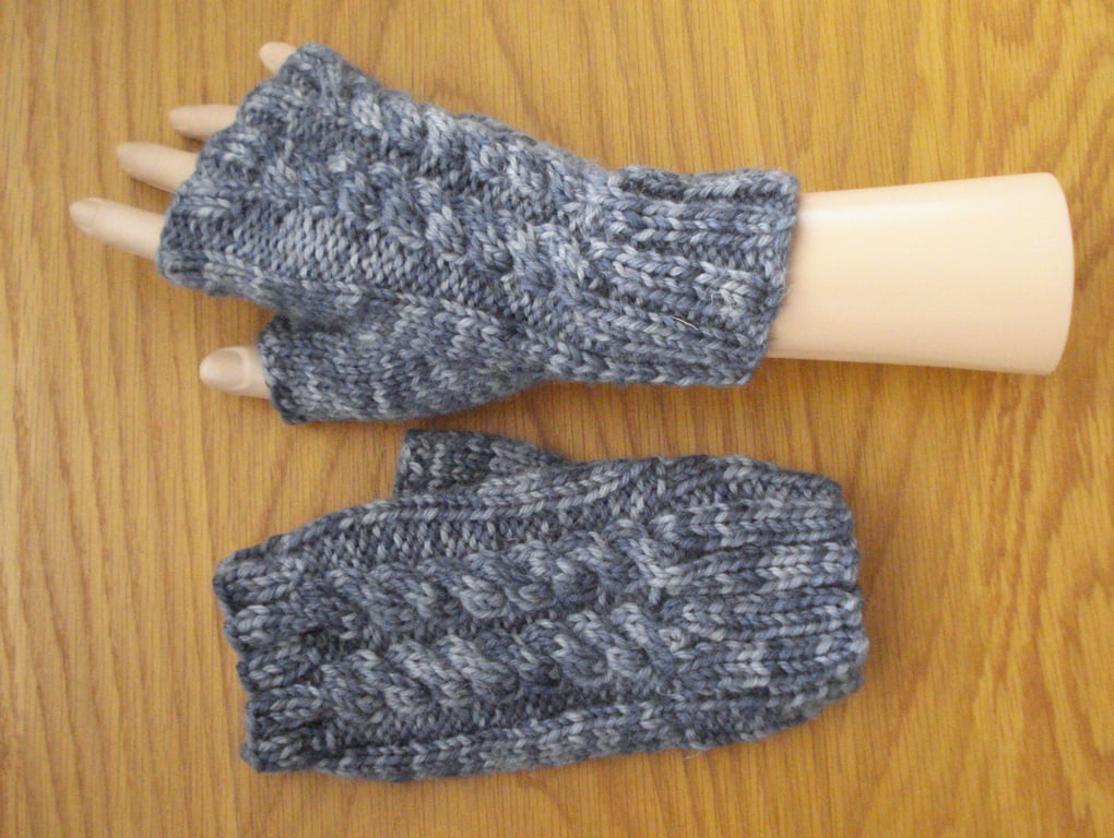 Fingerless Gloves In Blue And A Slate Grey Colour (A85)