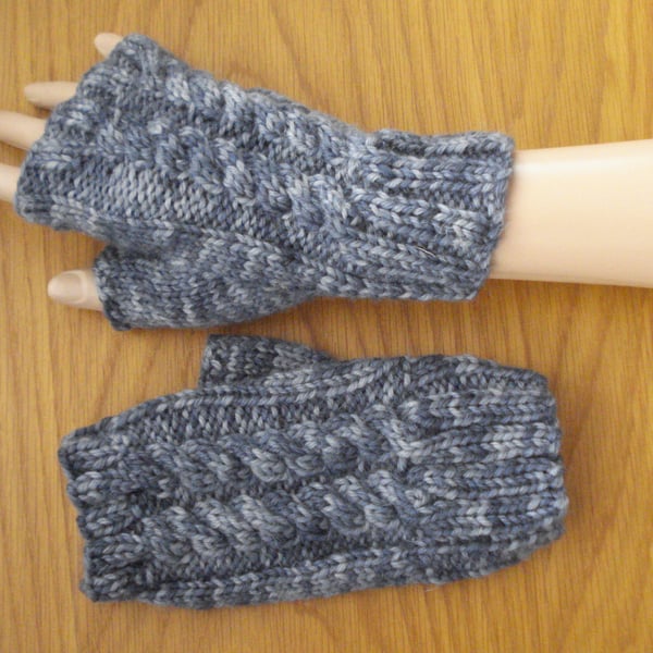Fingerless Gloves In Blue And A Slate Grey Colour (A85)