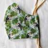 Cotton face mask with toucan print