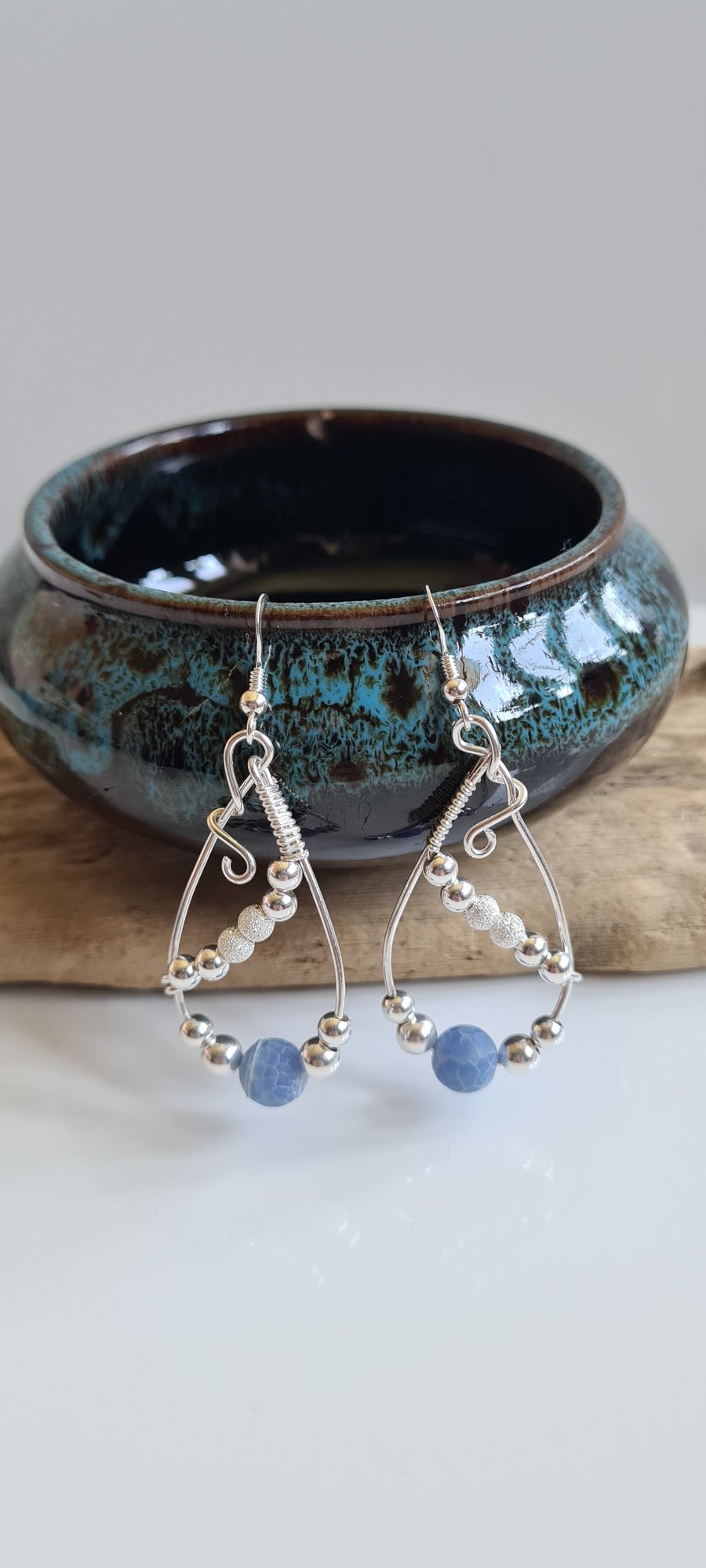 Handmade 925 Silver & Blue Crackled Agate Dangle Earrings Gift Boxed Jewellery 