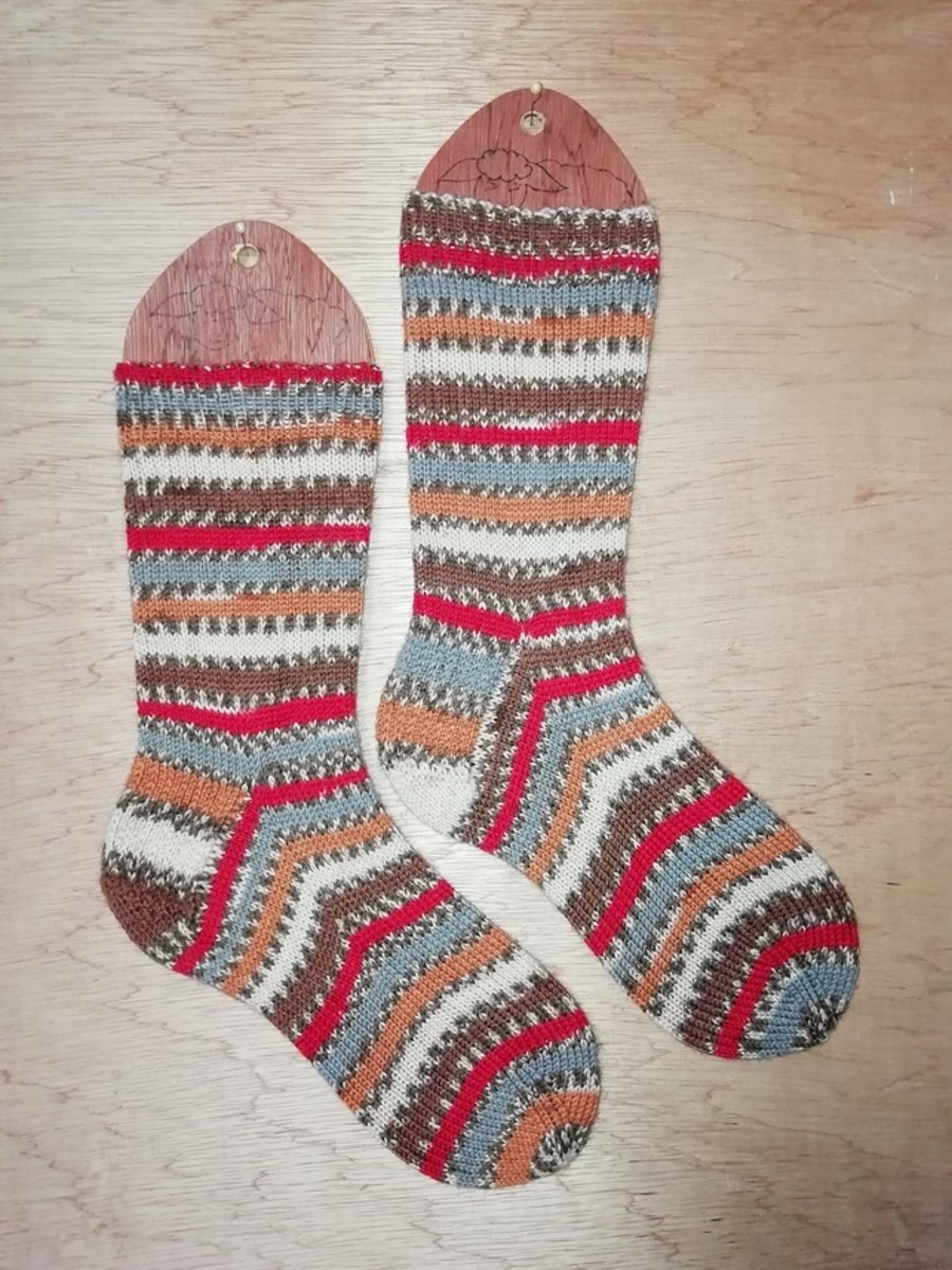 Hand knitted socks, ROBIN, MEDIUM, size 5-7
