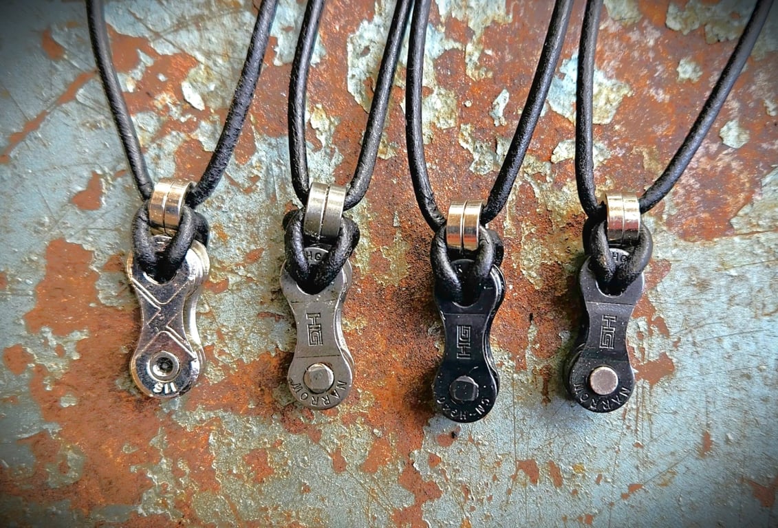 Single Link Bike Chain Necklace, Unisex, Gift for cyclists and mountain bikers