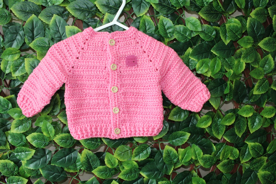 thumbnail interactive-video image 1 of Handmade Crochet Baby Cardigan Set – Plain, Soft & Cozy – Brand New With Tags (UK Made) 1 of 2