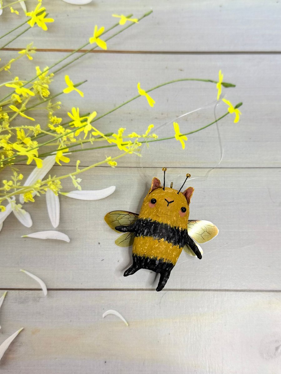 Spun Cotton Kitty Bee 3